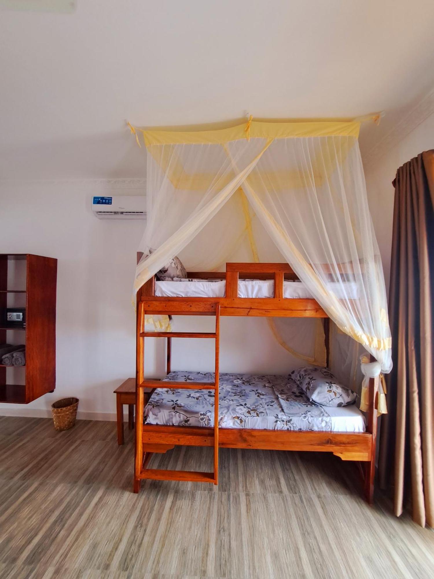 Mimi Na Wewe Villa Нунгві Номер фото