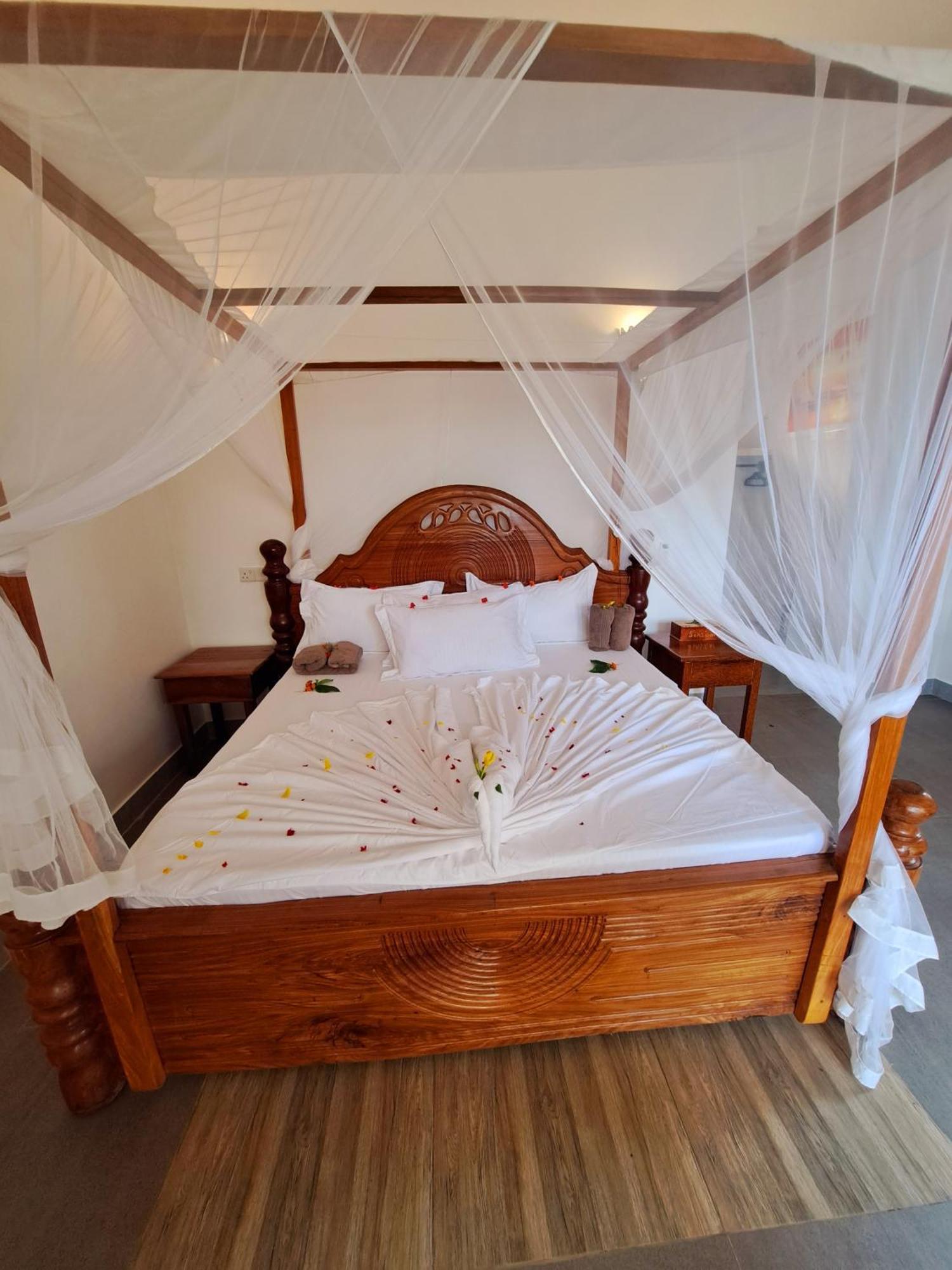 Mimi Na Wewe Villa Нунгві Екстер'єр фото